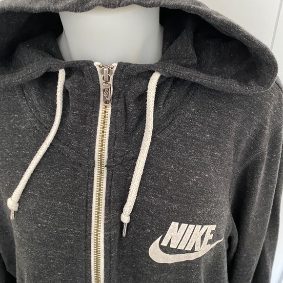 Nike Tops - Nike hoodie sz xl